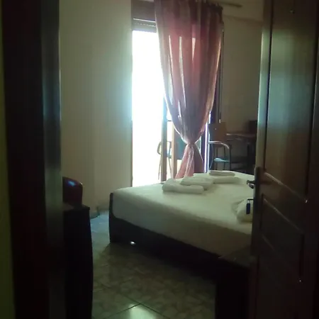 Constantino's Studios Апартаменты *