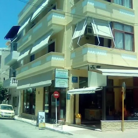 Constantinos アパート